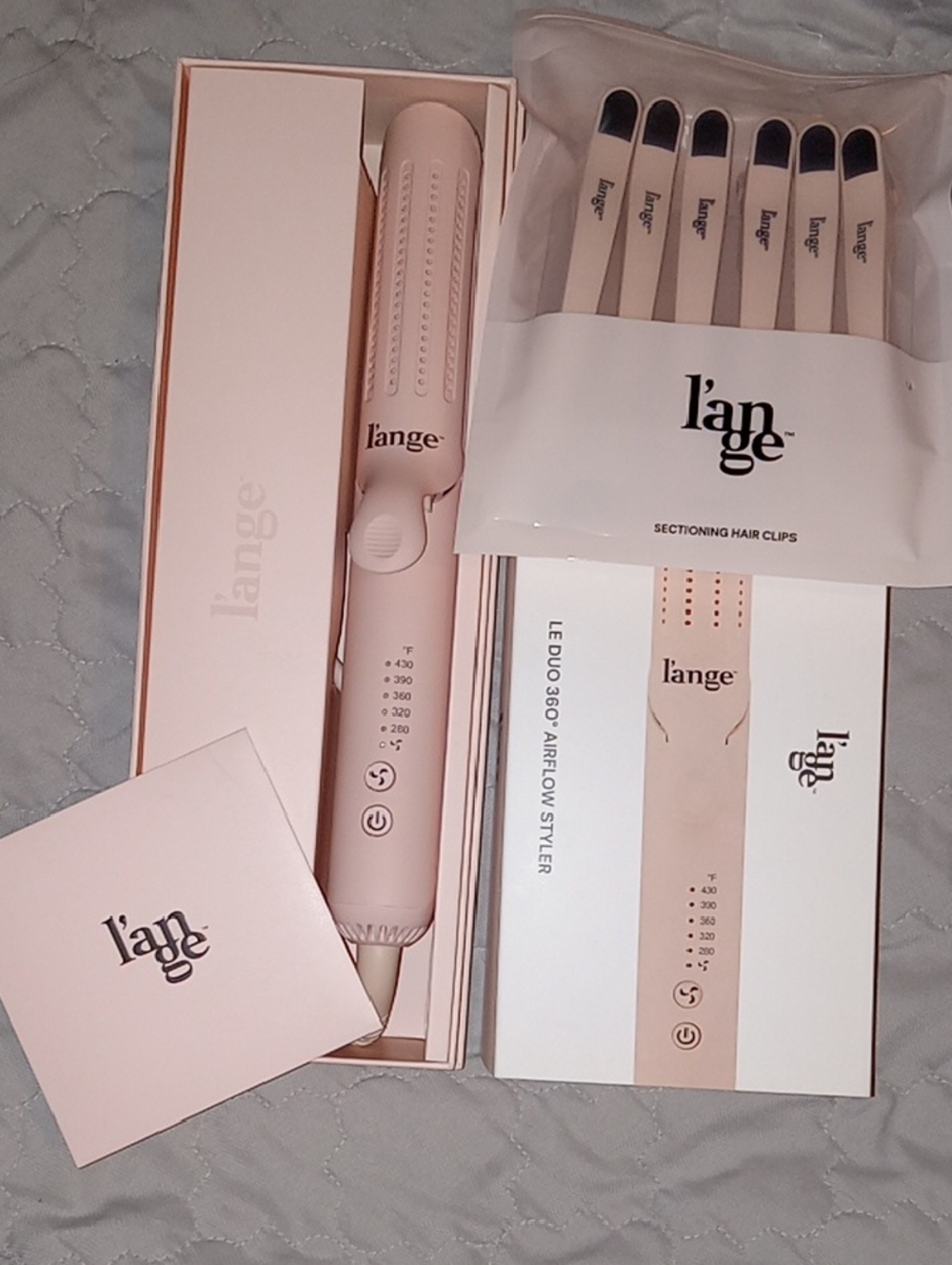 Lange LE DUO 360° Airflow Styler in Blush Pink with Matching Sectioning Clips
